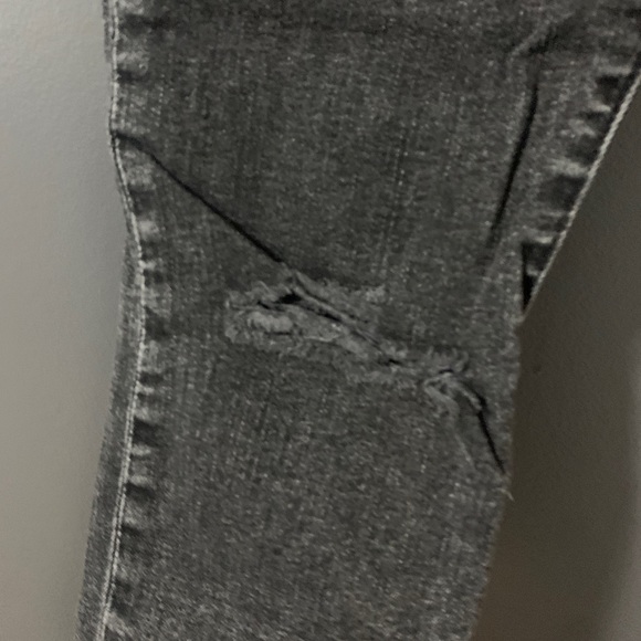 Gap Denim true skinny distressed black wash jeans size 27 - Picture 6 of 8